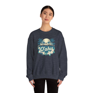 Oahu Hawaii Gildan Unisex Crewneck Sweatshirt