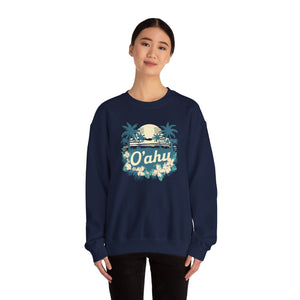 Oahu Hawaii Gildan Unisex Crewneck Sweatshirt